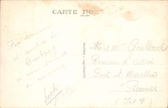 CPA Combourg Vue Generale du Chateau et de l'Etang