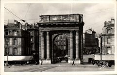 POSTAL MODERNA Burdeos la puerta de Borgoña