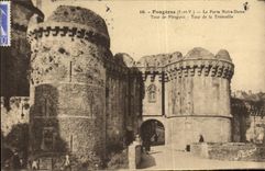 CPA Fougeres La Porte Notre Dame Tour de Plesguen Tour de la Tremoille 