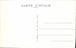 CPA Nice Entree du Port Mont Boron Bateau