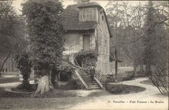 CPA Versailles Petit Trianon Le Moulin