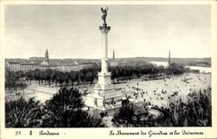 Burdeos de la POSTAL de la VENDIMIA el monumento de Gironda y de Quincunxes