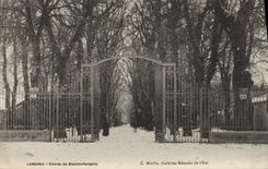 VINTAGE POSTCARD Langres Entered De Blanchefontaine