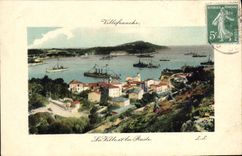 CPA Villefranche La ville et la rade Bateaux 