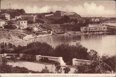 VINTAGE POSTCARD the Dimension of Azure Bandol Vue of the beach has 16 hours