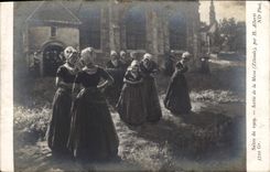 CPA Salon de 1909 Sortie de la Messe Zelande par H Alberti 