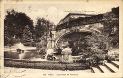 CPA Metz Esplanade et Fontaine