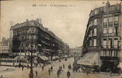 VINTAGE POSTCARD Lille the Street Faidherbe Tram