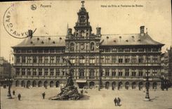CPA Anvers Hotel de Ville et Fontaine de Brabo