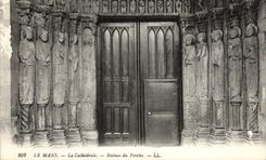 CPA Le Mans La Cathedrale Statues du Porche