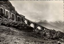 VINTAGE POSTCARD Heavy the viaduct of the Peak of Jer and the Pyrenees