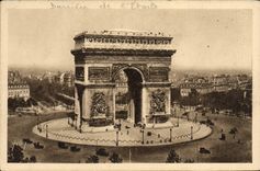 CPA L'Arc De Triomphe Et La Place De I'Etoile Paris