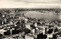 POSTAL MODERNA muelles de Burdeos y el puerto