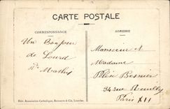 VINTAGE POSTCARD Heavy In front of the swimming pools