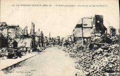 VINTAGE POSTCARD the Ypres Great War Entered of the street of Militaria butter