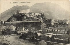 VINTAGE POSTCARD Heavy View of the fort