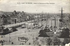 VINTAGE POSTCARD Le Havre Basin Commercial And Place Gambetta Boats
