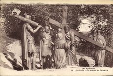 VINTAGE POSTCARD Heavy Vl Station of the Martyrdom
