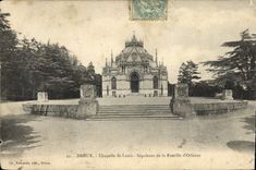 CPA Dreux Chapelle St Louis Sepulture de la famille d'Orleans