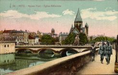 Iglesia media Reformee Militaria del puente de Metz de la POSTAL de la VENDIMIA