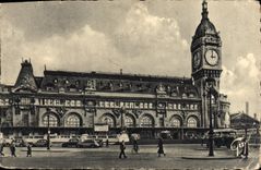 CPA Paris et ses Mervelles La Gare de Lyon 