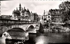 MODERN CARD Périgueux edges of Isle and the cathedral St Face