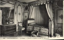 VINTAGE POSTCARD Fontainebleau the Palate Room To be slept Of Mrs. de Maintenon