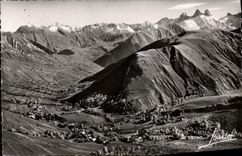 CPM La Vallee des Arves En Descendant du Col de la Croix de Fer vers Saint Jean de Maurienne