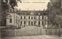 CPA Le Mans Le Musee ancien eveche 