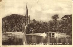 Iglesia de trinidad de la POSTAL de la VENDIMIA Stratford uno Avon