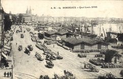 VINTAGE POSTCARD Bordeaux Quays Louis XVIII Boats