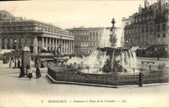 CPA Bordeaux Fontaine et Place de la Comedie