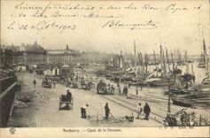 CPA Bordeaux Quai de la Douane Bateaux