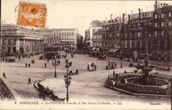 CPA Bordeaux La Place de la Comedie et Rue Sainte Catherine