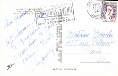 CPM Bordeaux Les allees de Tourny et le cours du XXX Juillet