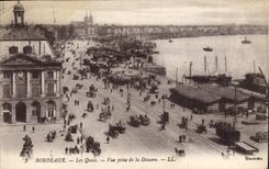 CPA Bordeaux Les Quais Vue Prise de la Douare