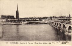 CPA Bordeaux Le Pont de Pierre et L'Eglise Saint Michel