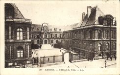 CPA Amiens L'Hotel de Ville 
