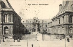 VINTAGE POSTCARD Amiens Town hall