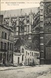 CPA Bombardement d'Amiens Pres de la Cathedrale Militaria