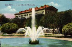 POSTAL Metz de la VENDIMIA el jet de agua de la explanada