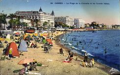 CPA Cannes La Plage De La Croisette Et Les Grands Hotels