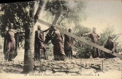VINTAGE POSTCARD Heavy 5th station of the martyrdom