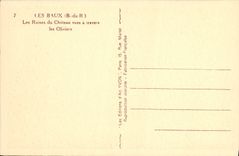 CPA Les Baux Les ruines du chateau vues a travers les oliviers