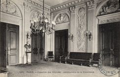 VINTAGE POSTCARD Paris House of Commons Anteroom Of the Presidency
