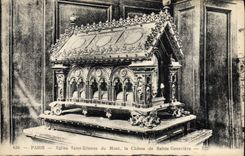 CPA Paris Eglise Saint Etirnne du Mont la Chasse de Sainte Genevieve