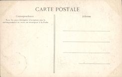 VINTAGE POSTCARD Paris House of Commons Entered of the Main courtyard