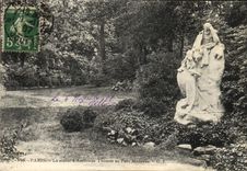 VINTAGE POSTCARD Paris the statue of Ambroise Thomas to the park Heap