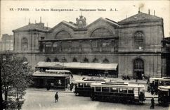 CPA Paris La Gare Montparnasse Tramway