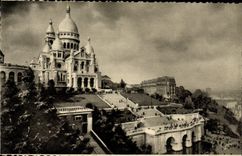 VINTAGE POSTCARD Paris The Sacred Heart Basil